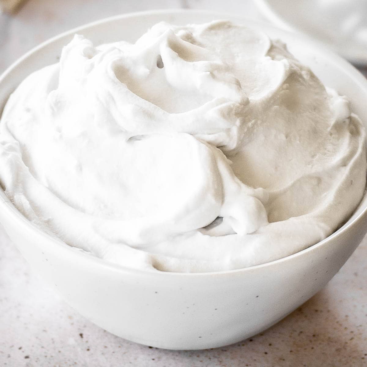 Vegan Coconut Whipped Cream: 5-Minute Recipe for Any Dessert